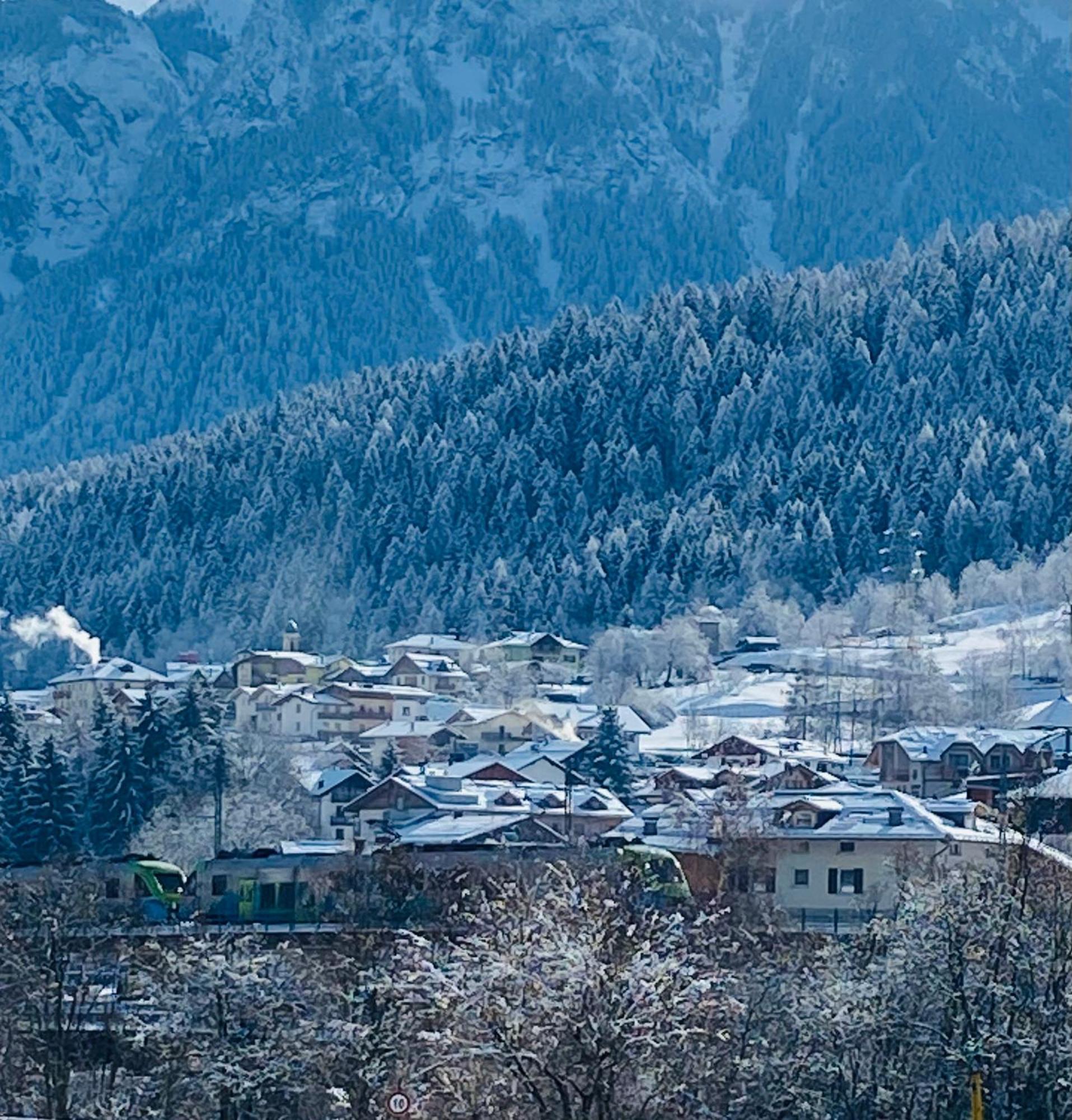 Monolocale Per Due Persone Appartement Commezzadura Buitenkant foto